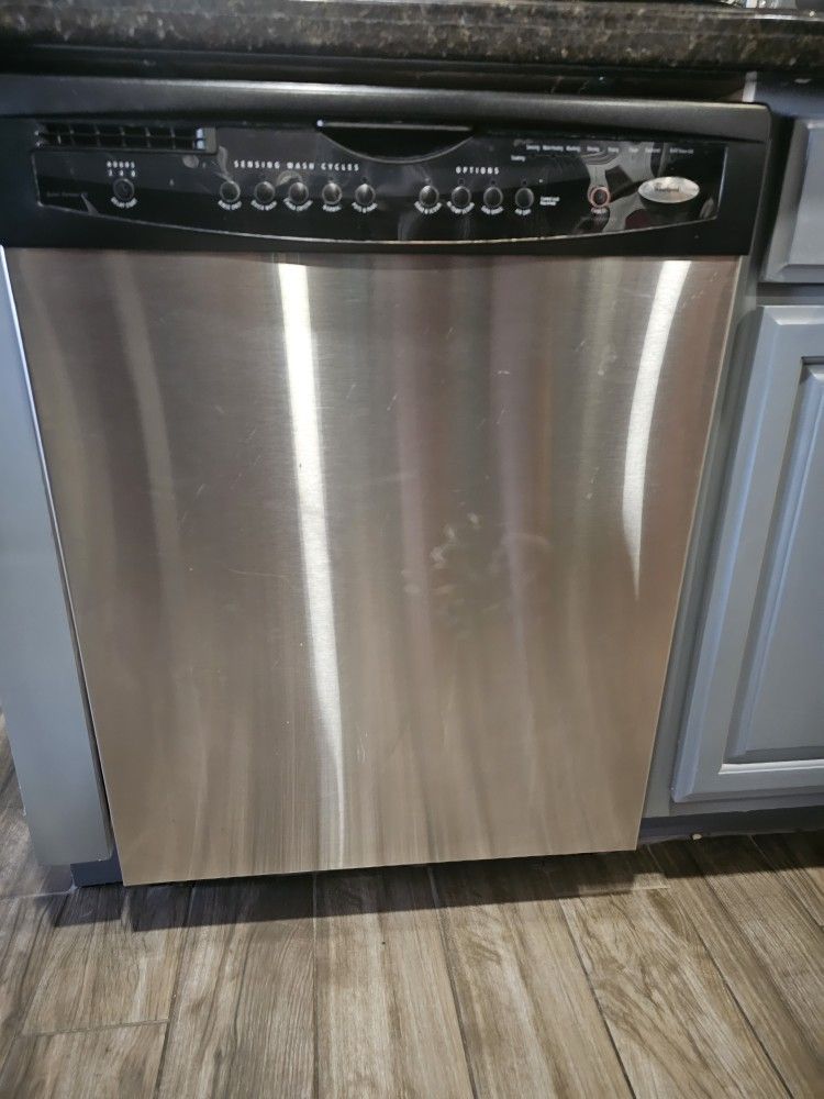 Whirlpool Dishwasher