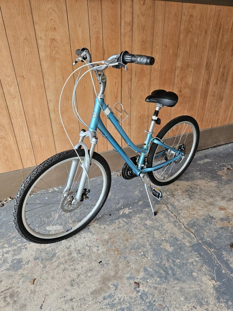 Women's 24 Speed Road Bike.