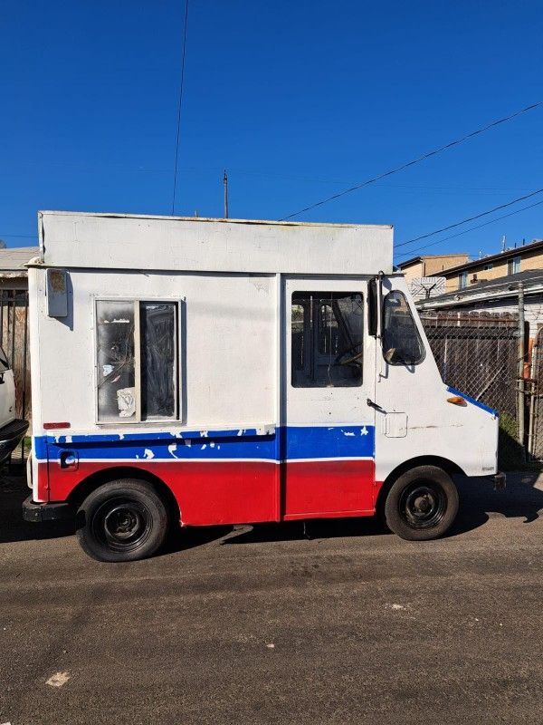 Ice Cream Machine
