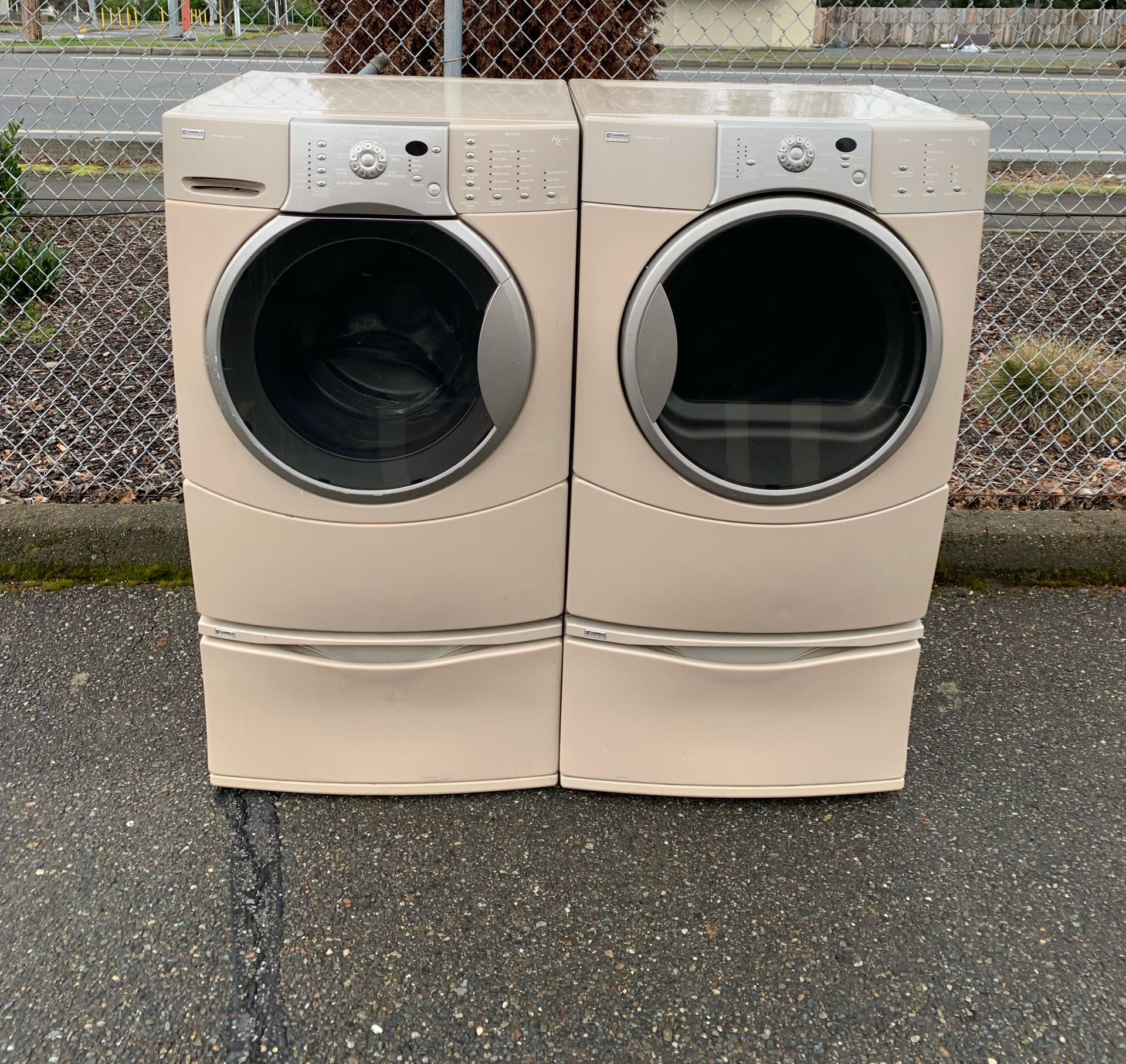 KENMORE WASHER AND DRYER.
