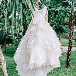 Essence Of Australia Wedding Dress