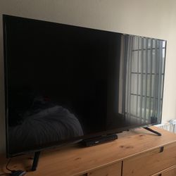 55" Insignia TV