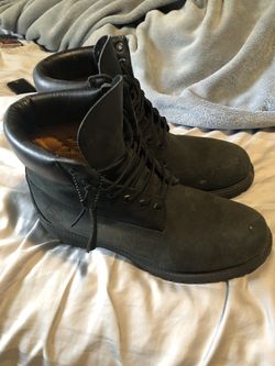 Black timberland boots size 10.5