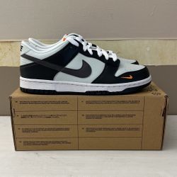 Dunk Low Mandarin Mini Swoosh (Size 7Y) Brand New