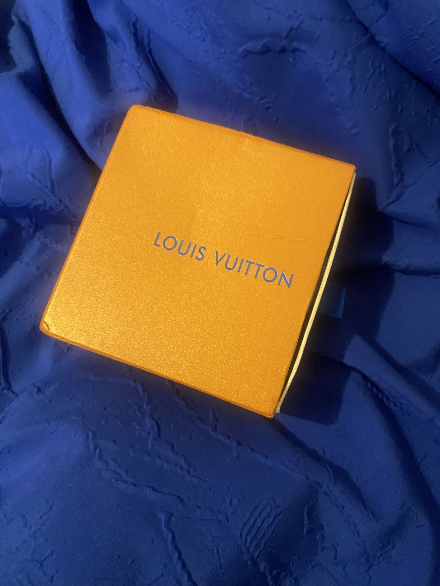 Lv Belt