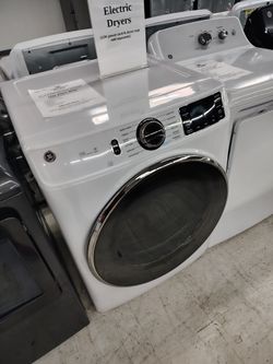$629 GE 7.8 Cu ft electric dryer with steam and sanitize