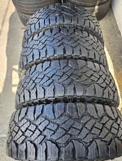 275 70 18 GOODYEAR All 4 are in perfect living conditions.