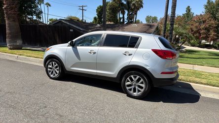 Kia Sportage SUV Silver