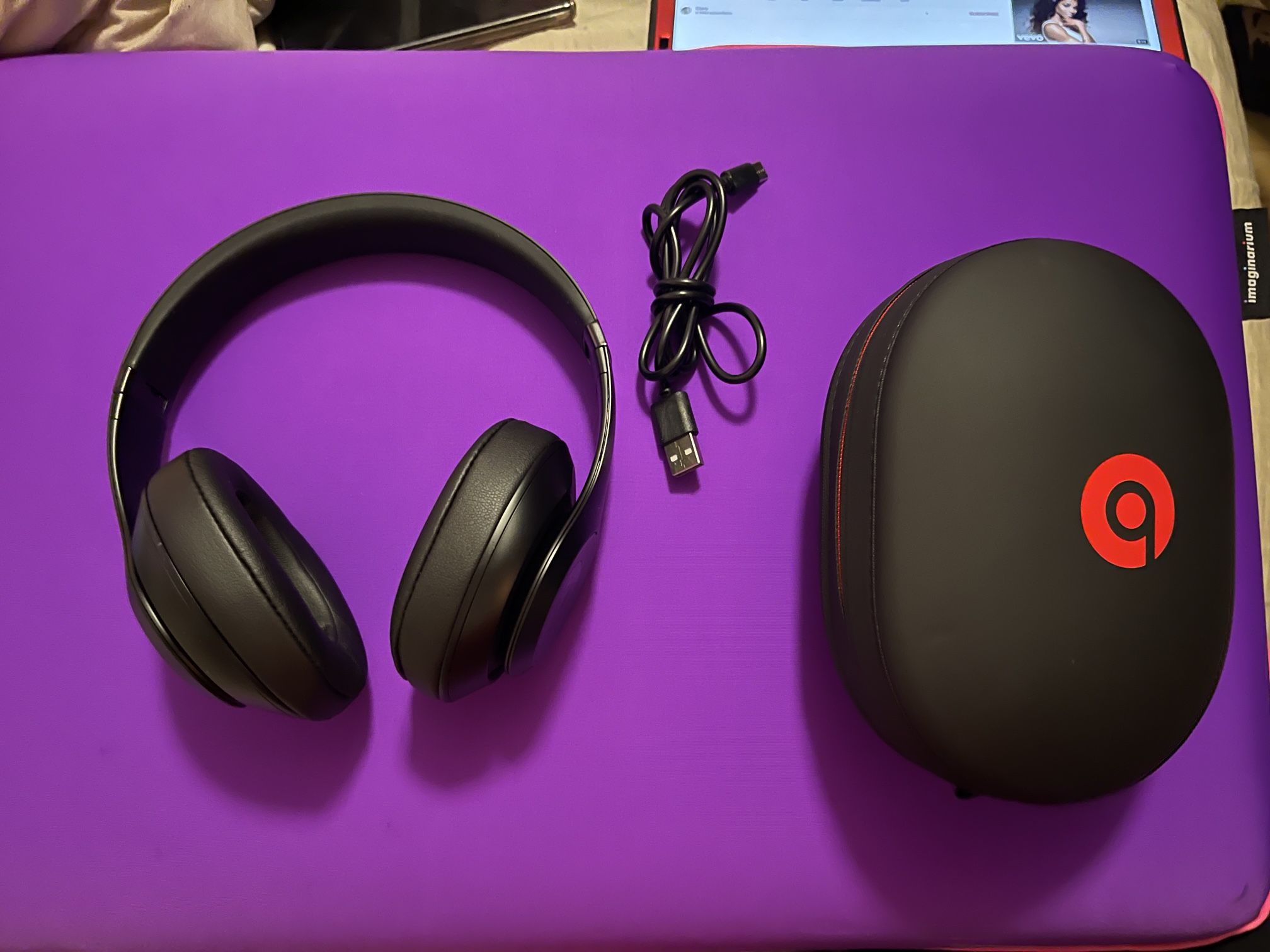 Beats (Studio beats headphones) 