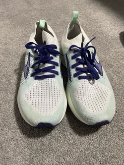 Womens shoes