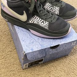 Men’s Basketball Shoes