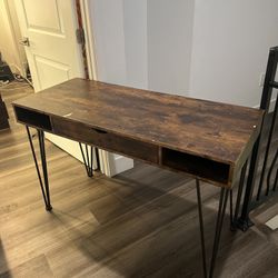 WOOD DESK