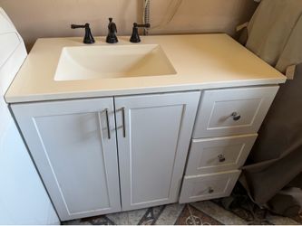 36” vanity white