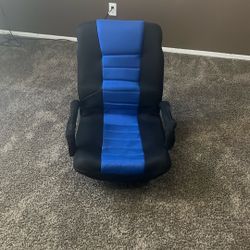 Black And Blue Rotating Small Cushion Chair 