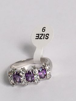 JEWELRY 💍💍💍 NEW WOMENS RING SIZE 9