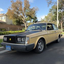 Volvo 242