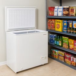 Black & Decker 5.4 Cu Ft Chest Freezer Delivery Available 