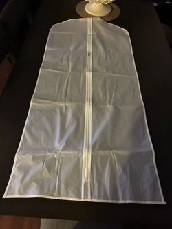 BRAND NEW Garment Bag