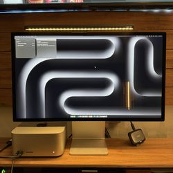 Apple Studio Display 