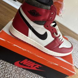Nike Air Jordan 1 Lost And Found (Size 8.5) 