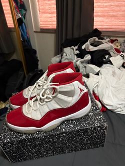 Jordan 11s