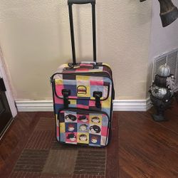 Kids Carry On