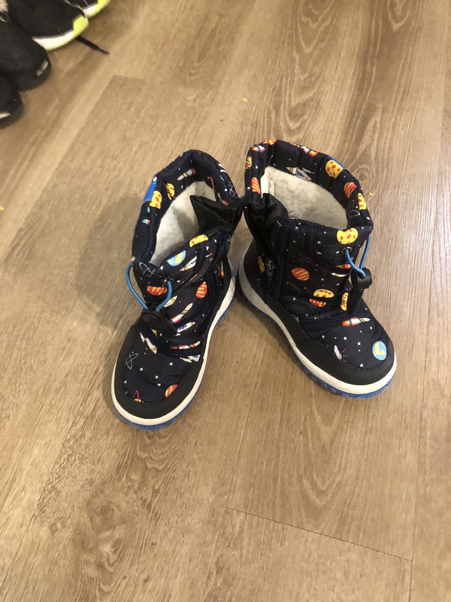 Size 10c Boots 