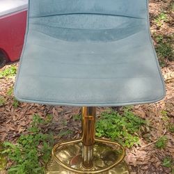 2 Bar Stools 