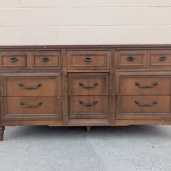Vintage dresser