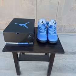 Jordan 5 Retro SE”UNC”