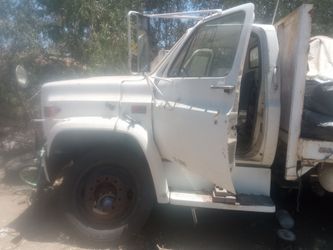 1984 GMC 7000
