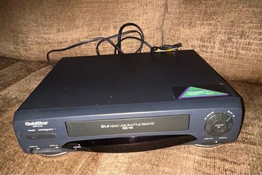 GoldStar GVR-E465 VHS HQ 4 Head Hi-Fi Video System, no remote