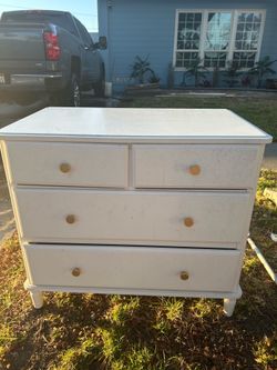 Free dresser