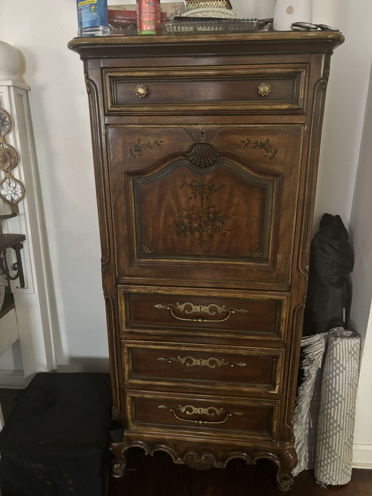 Antique Drexel Heritage Furnishing