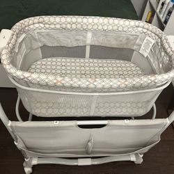 Bassinet, Moises