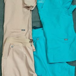  2 Pair Fig Scrubs Woman Medium Regular 