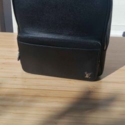 Louis Vuitton Taiga Alex Backpack Leather Noir M30258 Black