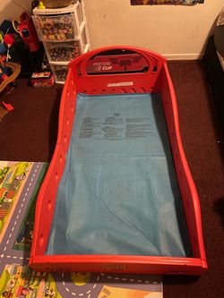 Lightning Mcqueen bed