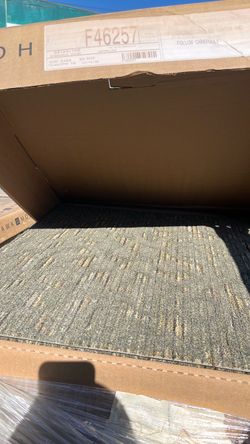 Carpet tile 2x2 ($1.00 sqft)