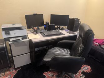 Sturdy Office desk Chair And Filing Cabinets 