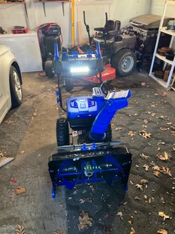 SnowJoe dual stage snow blower