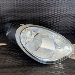 2005 2006 2007 2008 Porsche Boxster/Cayman Right Passenger Side Xenon Headlight OEM (contact info removed)1
