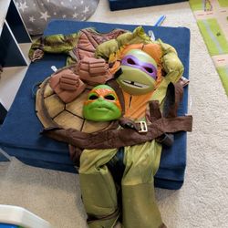 Ninja Turtle Costumes Size M 7/8