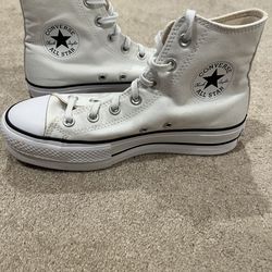 Woman’s Chuck’s (Size 9)