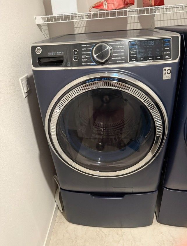 Washer And Dryer New Set