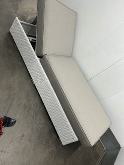 Modern Outdoor Wicker Chaise Lounge Chair
