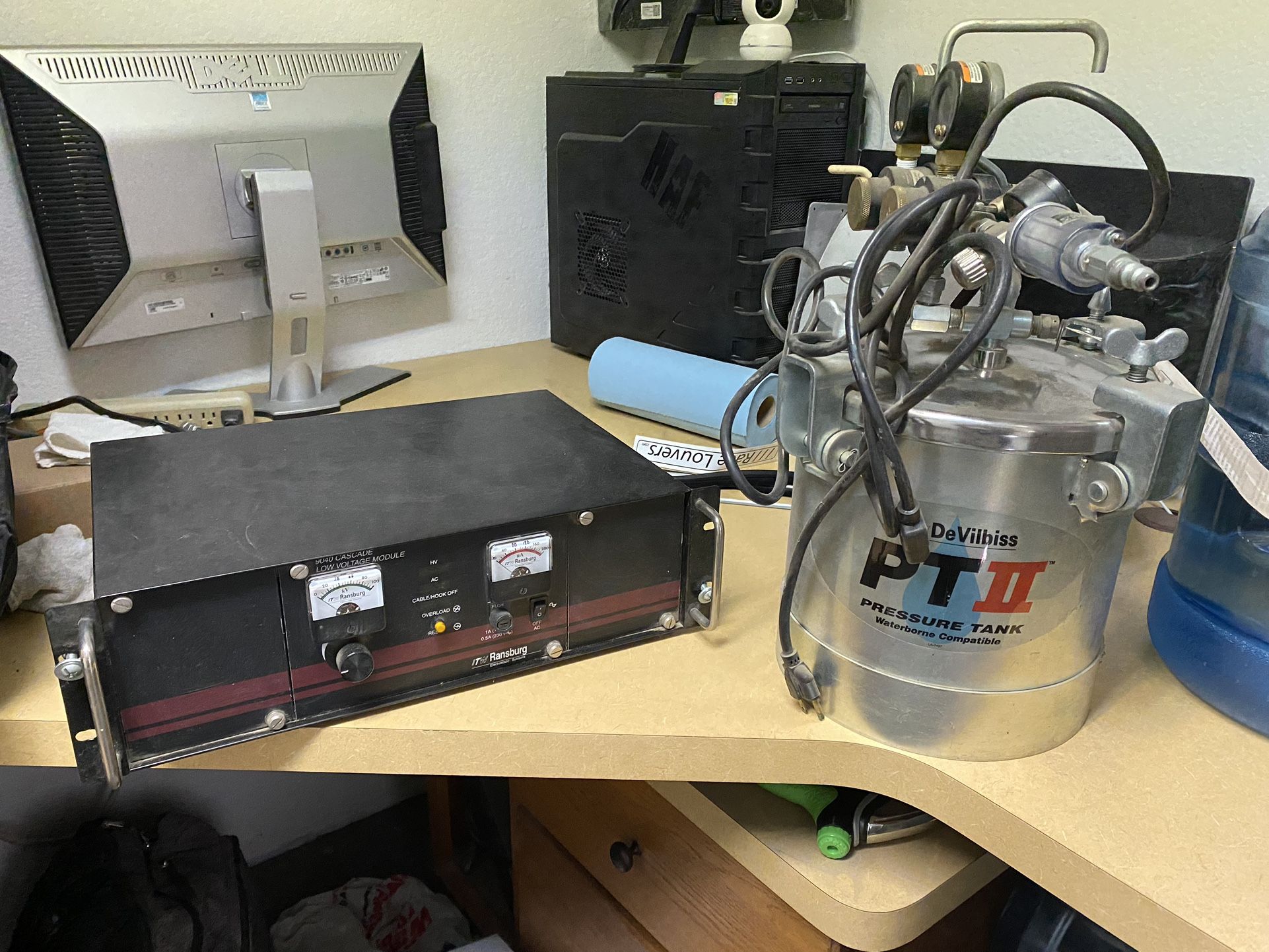 ITW Ransburg Electrostatic Spray System, 9040 Cascade control, spray gun, hoses
