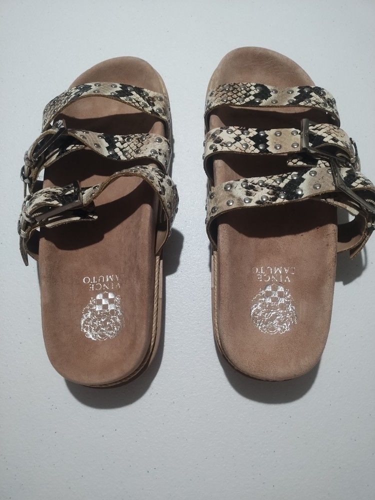 Brand New Vince Camuto Womens Buckle Slide Sandals