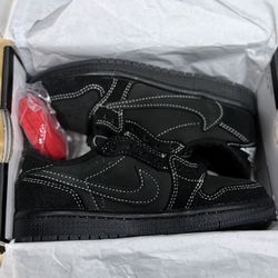 Travis Scott Black Phantom 