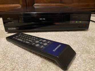 Magnavox VHS/VCR Player Recorder VR9960AT01 4 Head With Remote-for Parts